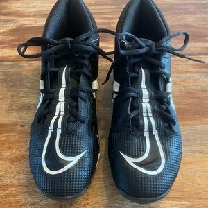 Nike Black and Wh Cleats - Men’s size 9